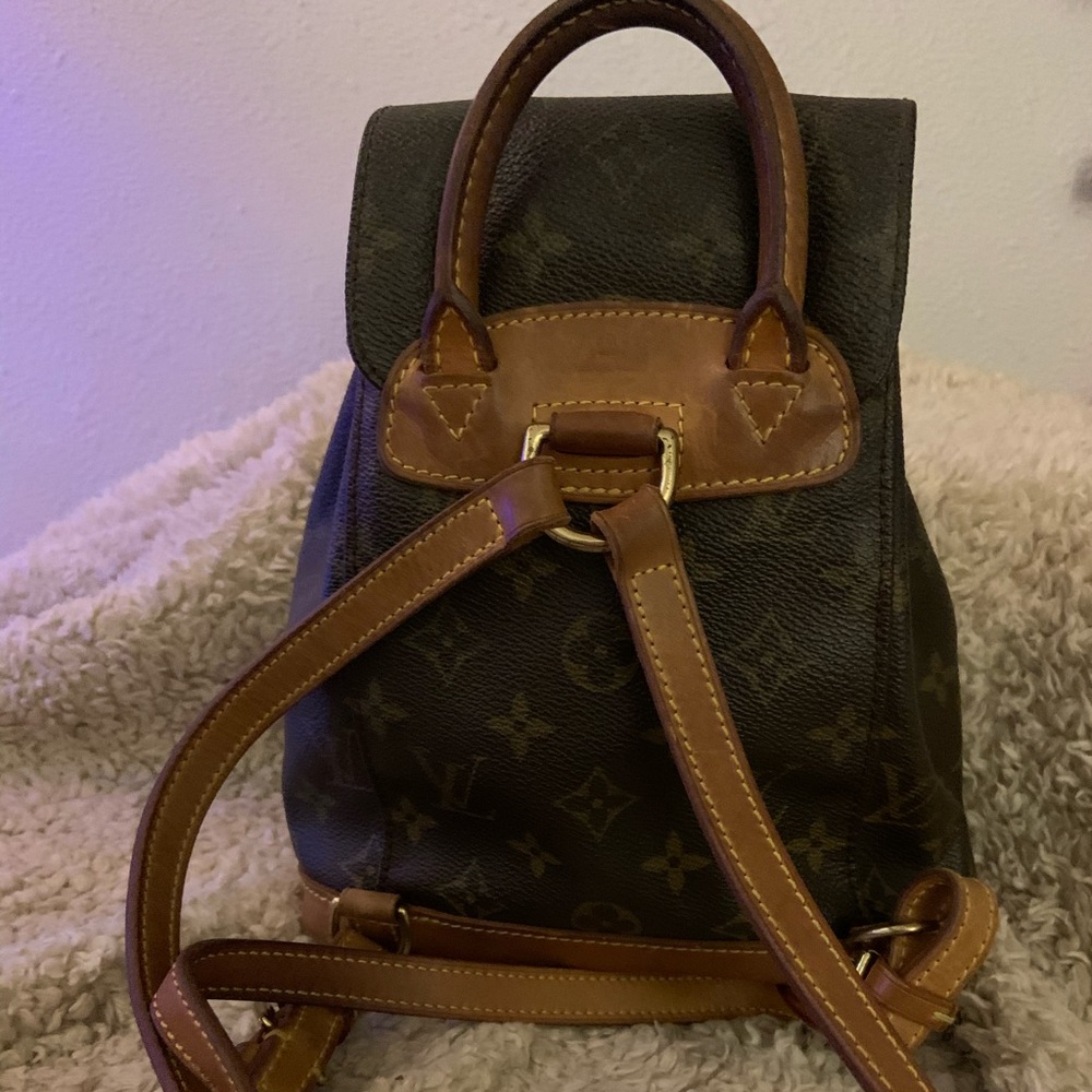AUTHENTIC Louis Vuitton Mini Montsouris backpack